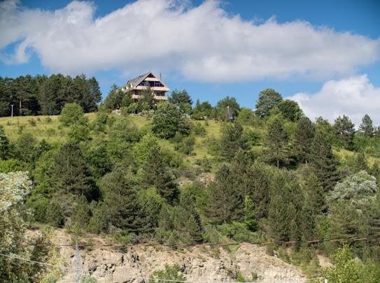 Vila Shen Maria Hotel Voskopoje Exterior photo